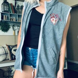 Vintage Y2K Looney Tunes Tasmanian Devil leopard animal print heart fleece vest